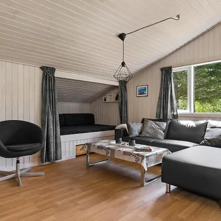 3 Bedroom In *